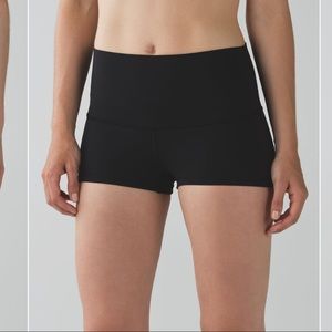 Lululemon // shorts